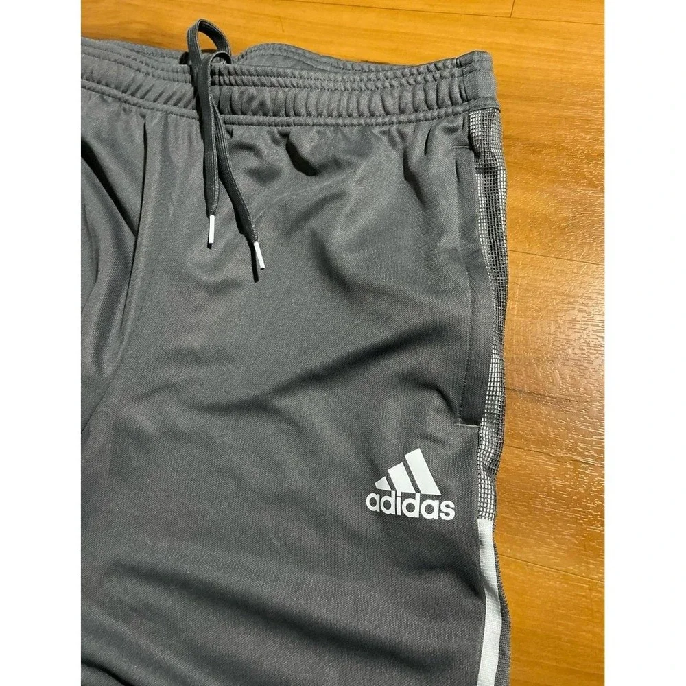 Mens NWOT Adidas 3 Stripe Athletic Performance Workout Tapered Track Pants